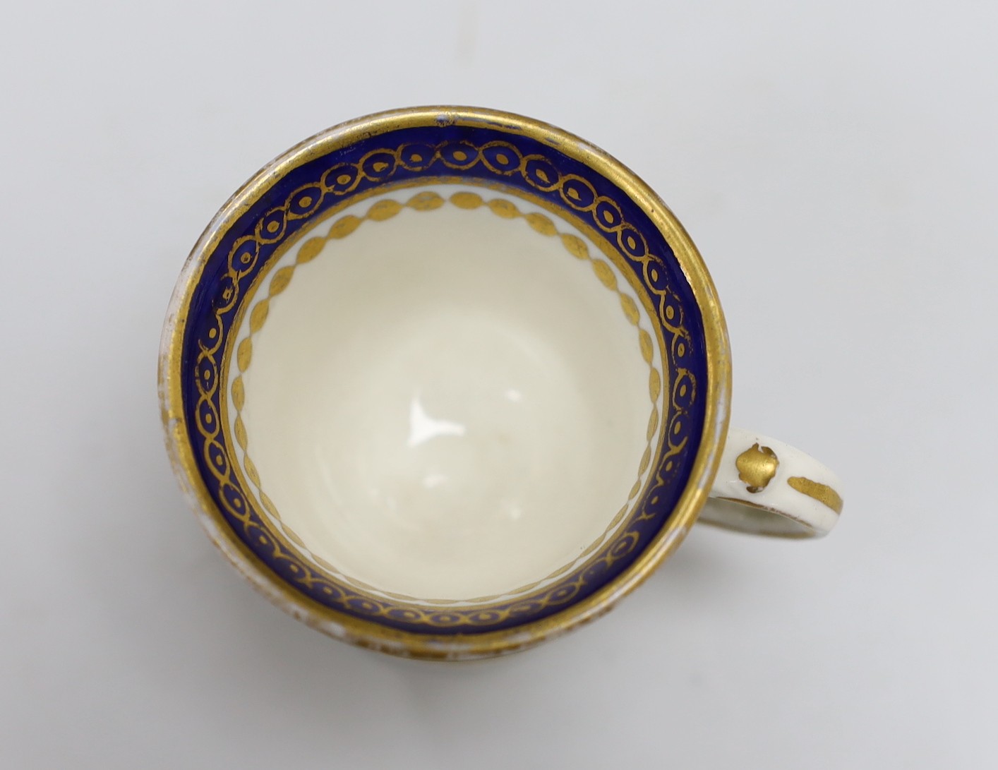 A Caughley rare ice or sorbet cup decorated in blue and gilt, S mark. 6cm tall